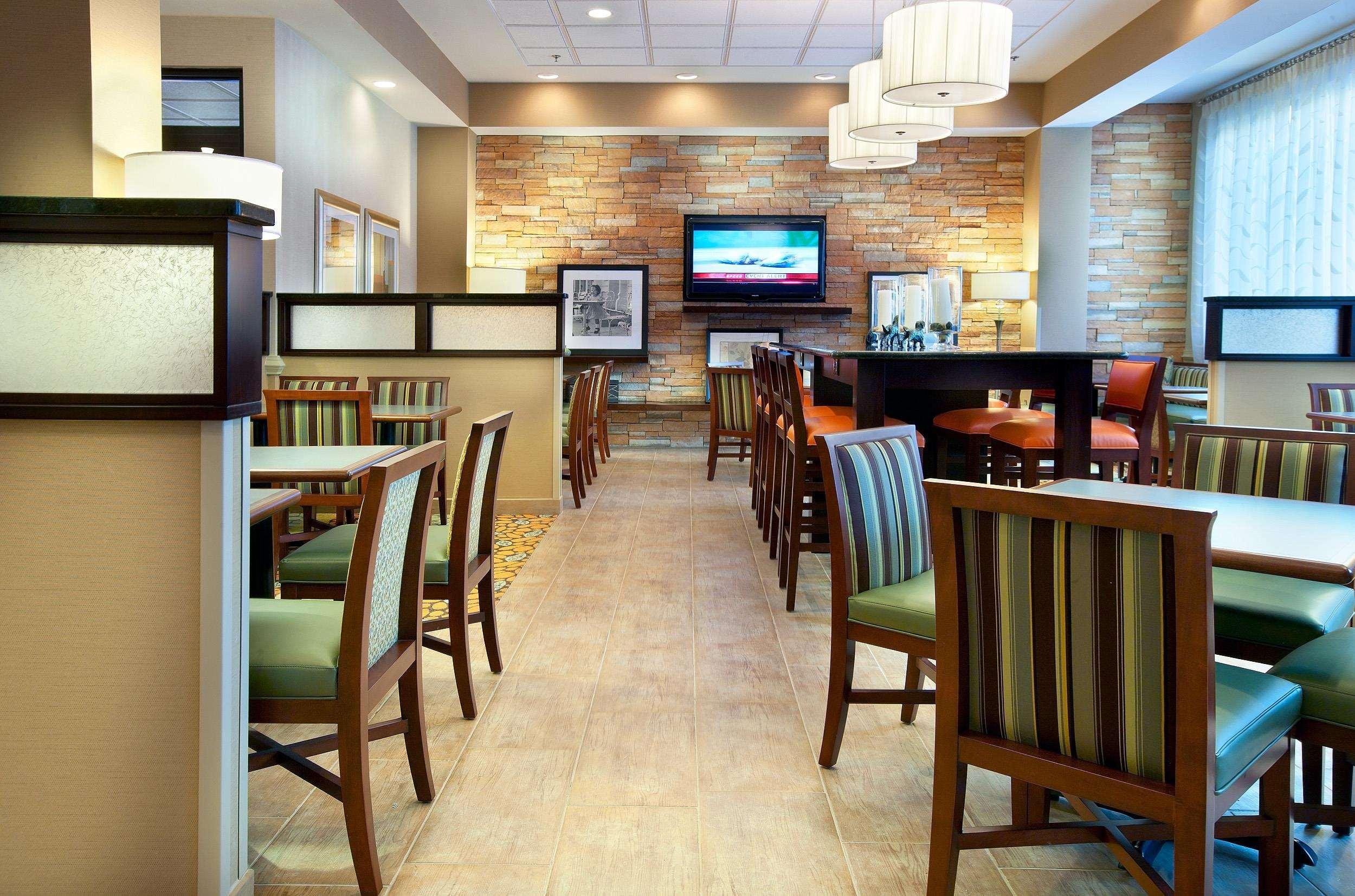 Hampton Inn Alexandria Εξωτερικό φωτογραφία